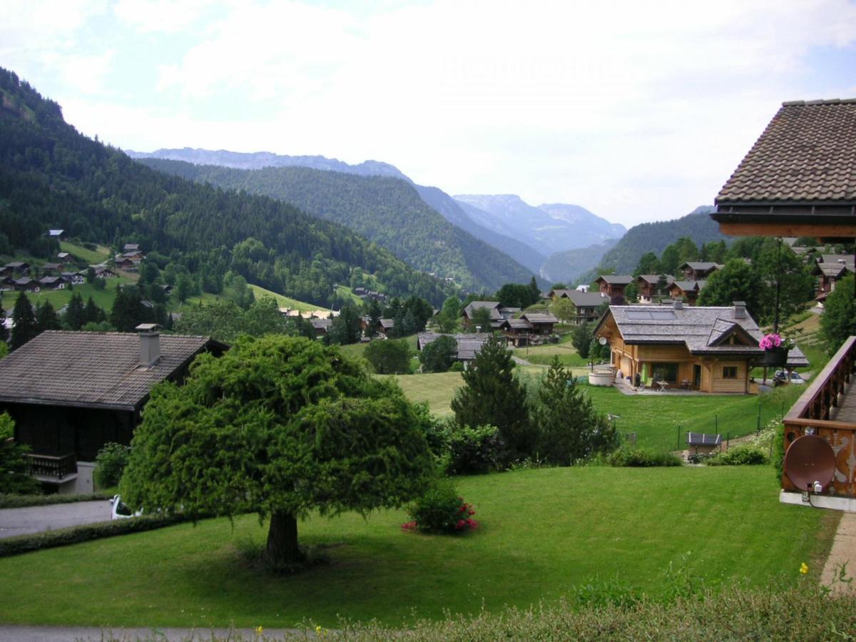 Rez De Chalet Calme Avec Terrasse - 2 Chambres, Proche Pistes A La Clusaz - Fr-1-437-10 Екстер'єр фото